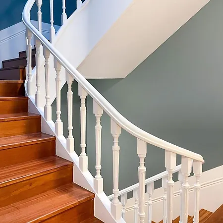 Special Place With A Sunny Balcony Facing Clerigos * Oporto