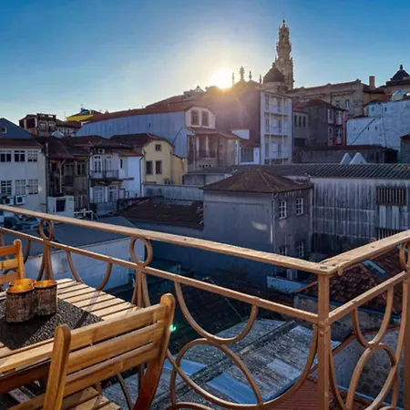 아파트 Special Place With A Sunny Balcony Facing Clerigos