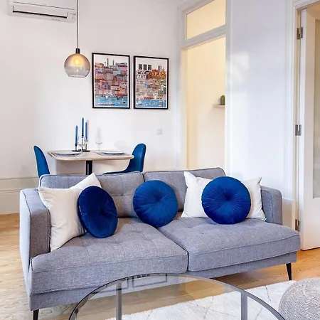 Appartement Special Place With A Sunny Balcony Facing Clerigos