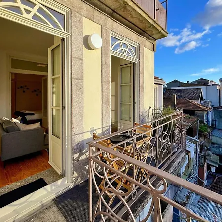 خيمة فخمة Special Place With A Sunny Balcony Facing Clerigos