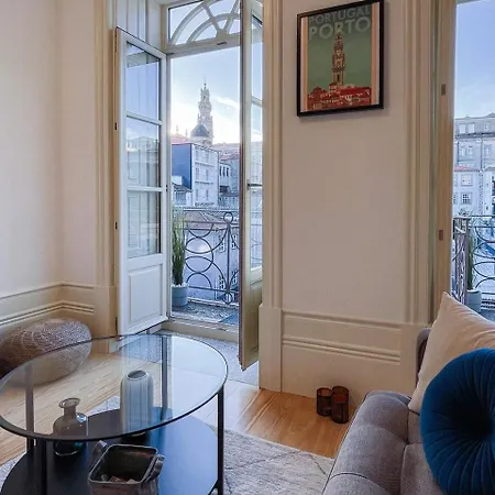 Special Place With A Sunny Balcony Facing Clerigos Apartamento Porto