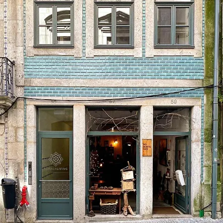 Special Place With A Sunny Balcony Facing Clerigos 아파트 *