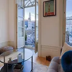 Special Place With A Sunny Balcony Facing Clerigos *