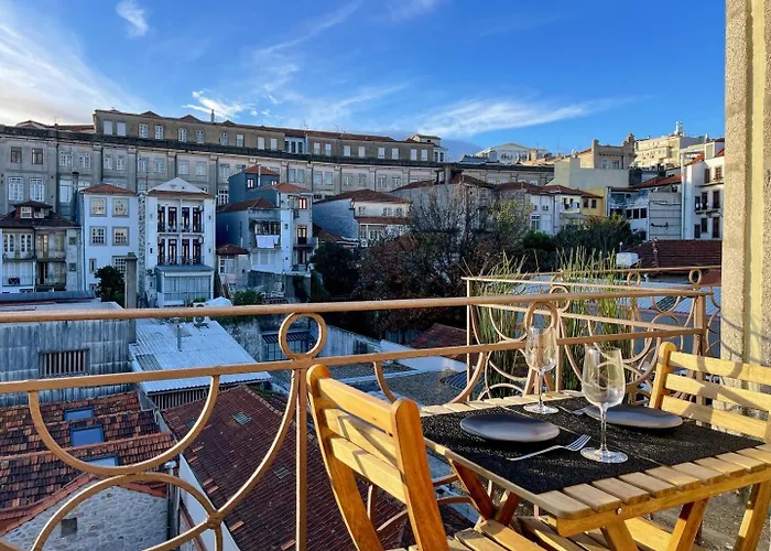 Special Place With A Sunny Balcony Facing Clerigos Διαμέρισμα Πόρτο