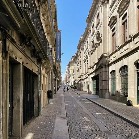 Special Place With A Sunny Balcony Facing Clerigos * Porto