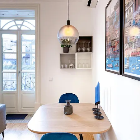 Apartamento Special Place With A Sunny Balcony Facing Clerigos Porto